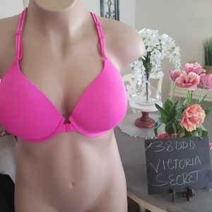 Victoria Secrets hot pink lightly lined front closure scrappy back 38DDD